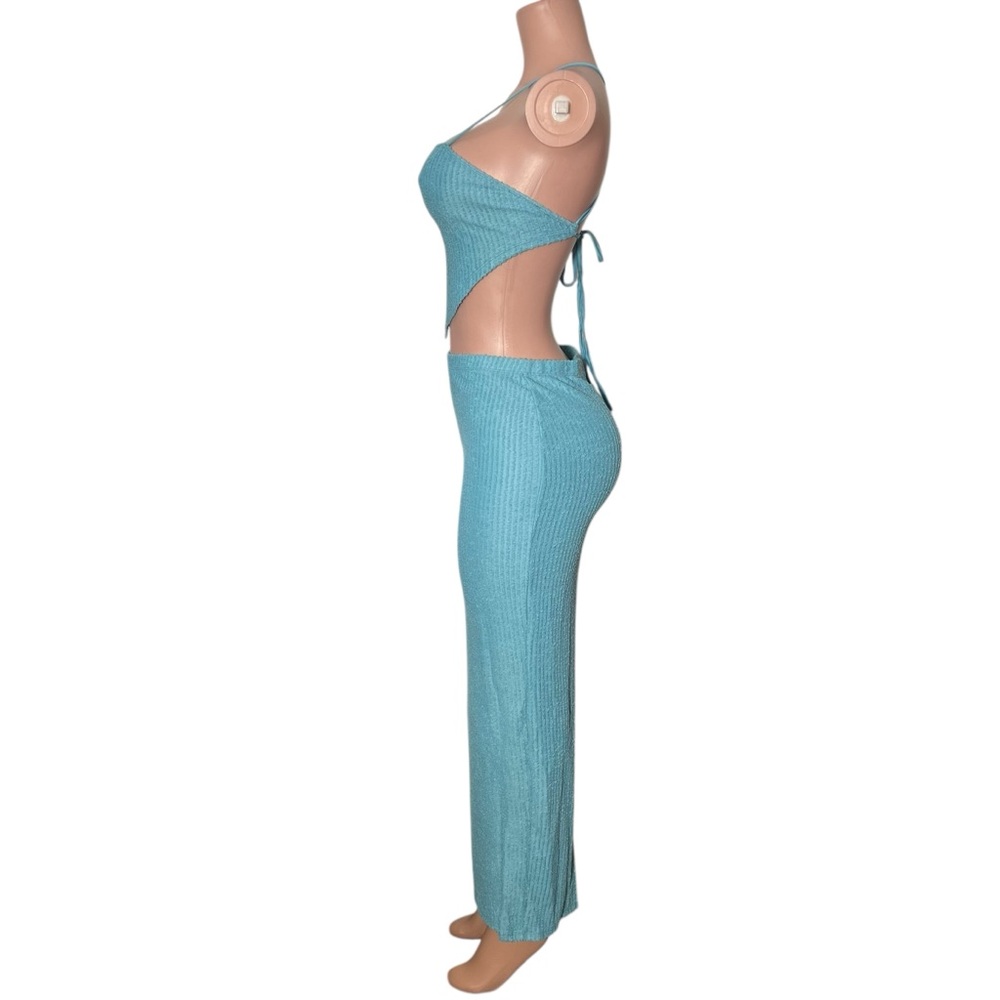 Elegant Blue Women's Skirt Set - Picture 8 of 9